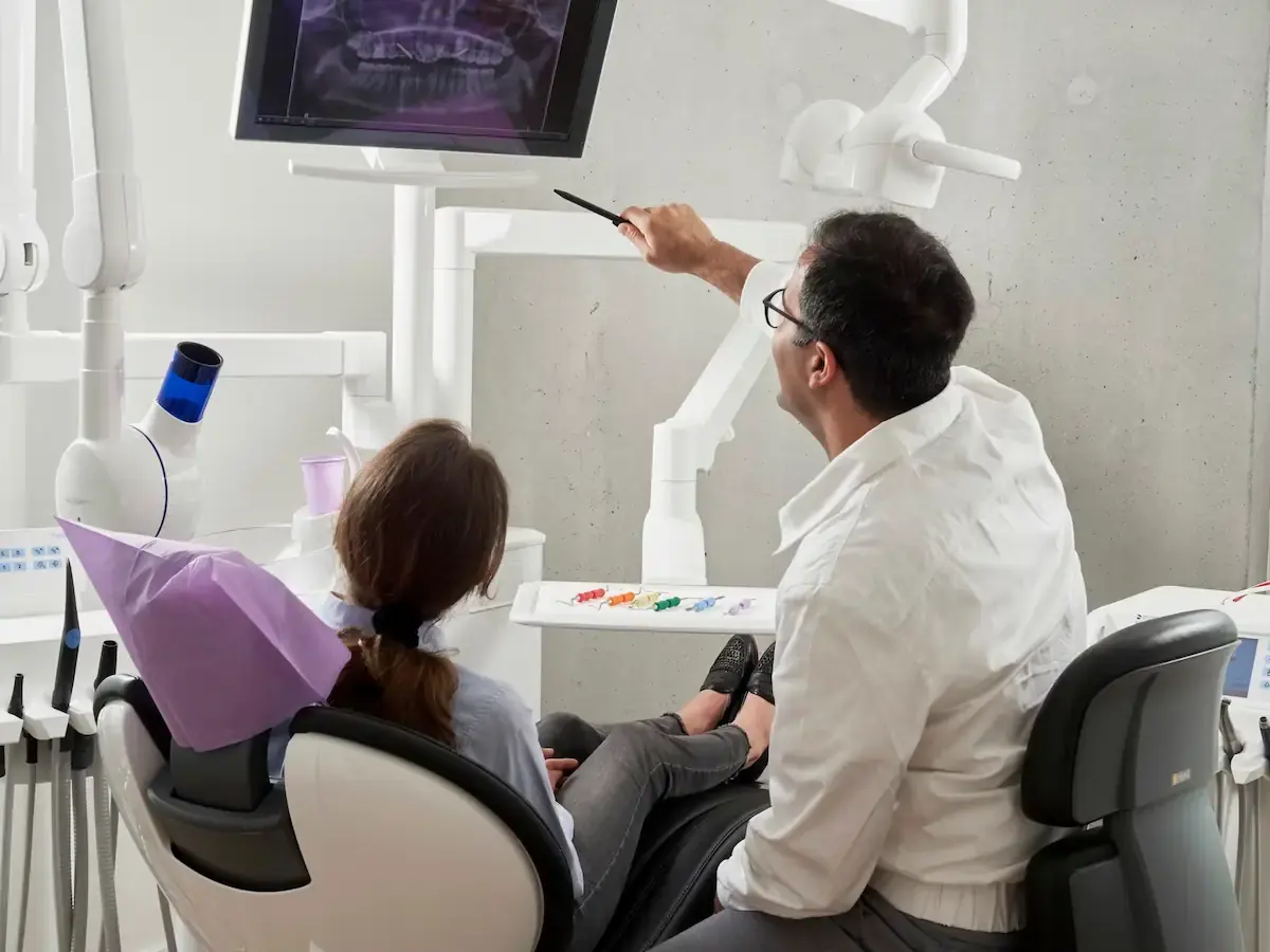 Proiect portofoliu Clinica Dentalis - Sănătate & Stomatologie